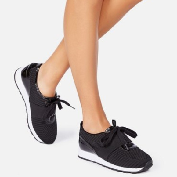 Brand New Fashion Stretch Knit Running Sneaker - Picture 1 of 5